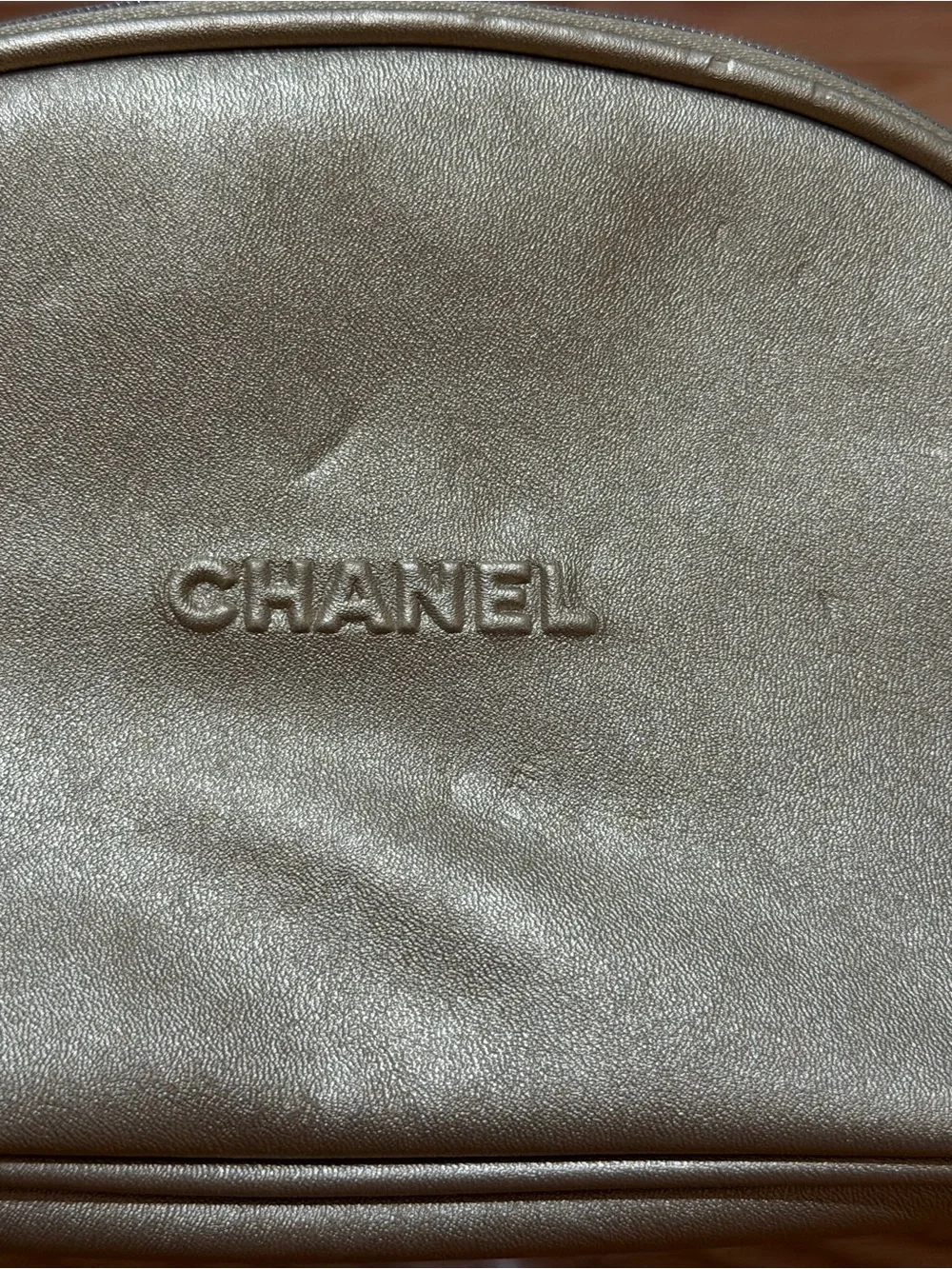 CHANEL Beautè GWP Gold Metallic Cosmetic Case